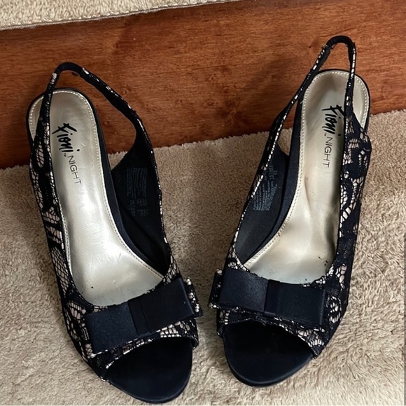 Fioni Night Lace Heels Women's Sandals Size 7.5 - Picture 3 of 9